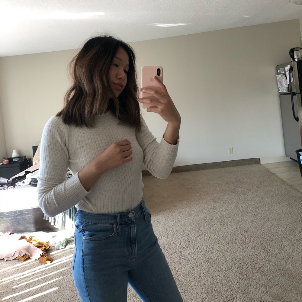 AE RIBBED SWEATER